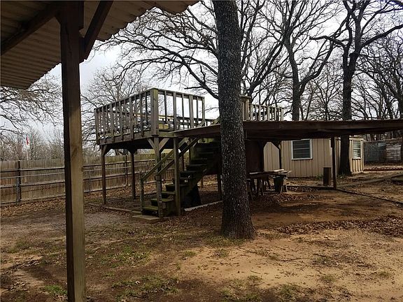 2nd image of 2164 Hillcrest Cir