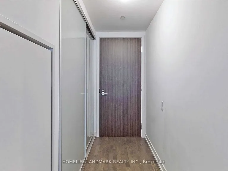 461 Adelaide St W #437 — Photo 25