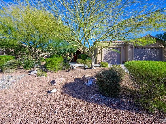 3rd image of 2893 Desert Trail Dr