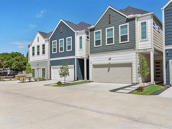 3rd image of 7710 Johanna Dr
