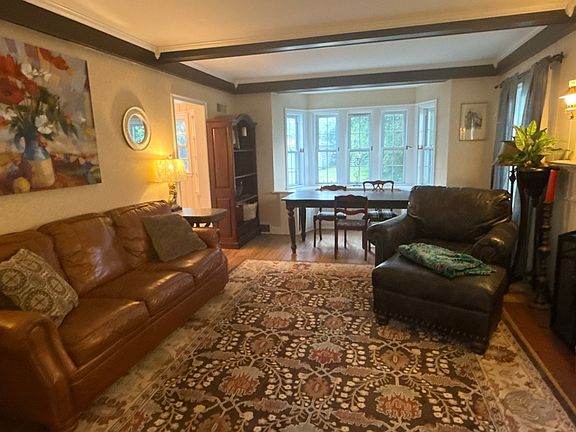2nd image of 117 Glenside Ave