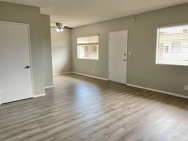 501 Magnolia St #210 — Photo 4