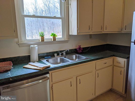 4th image of 4617 Napalot Ln