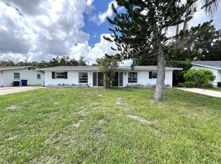 460 Briarwood Rd, Venice, FL 34293