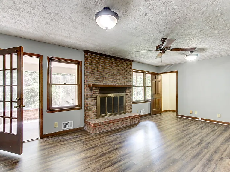 130 Aspen Way — Photo 21