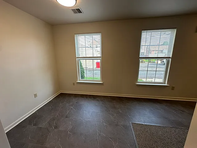 2 bed, $1,625 — Photo 3