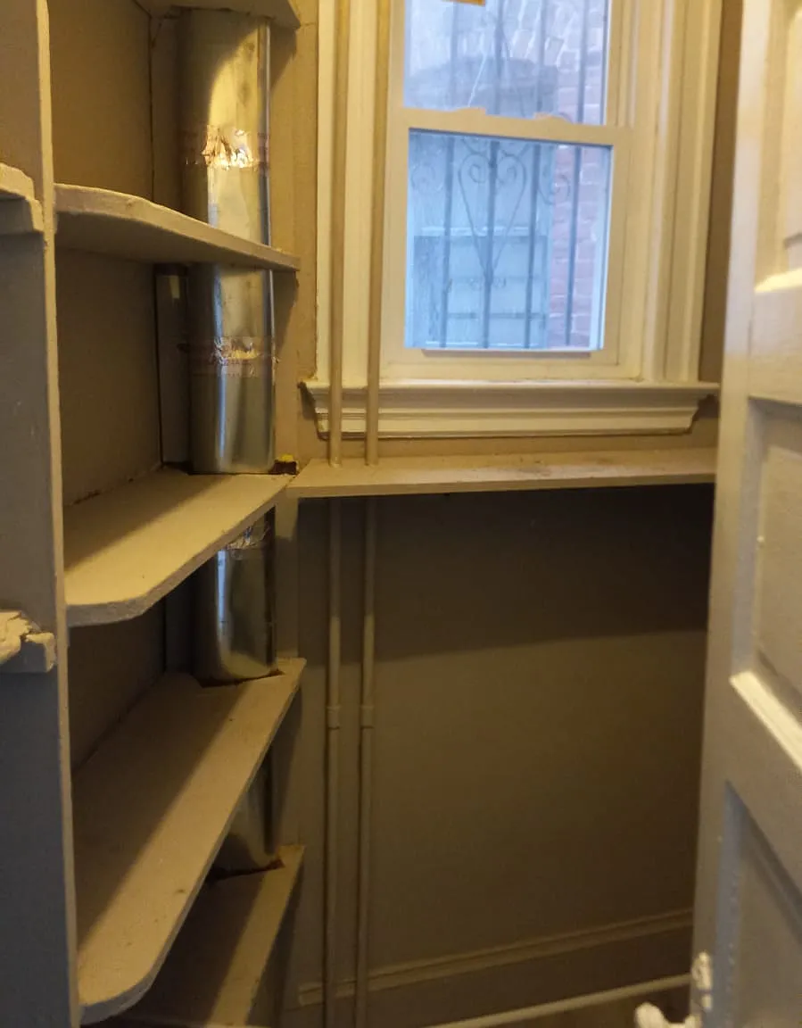 519 Sanford Place — Photo 3