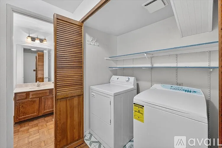 2675 Nicholette Dr — Photo 7