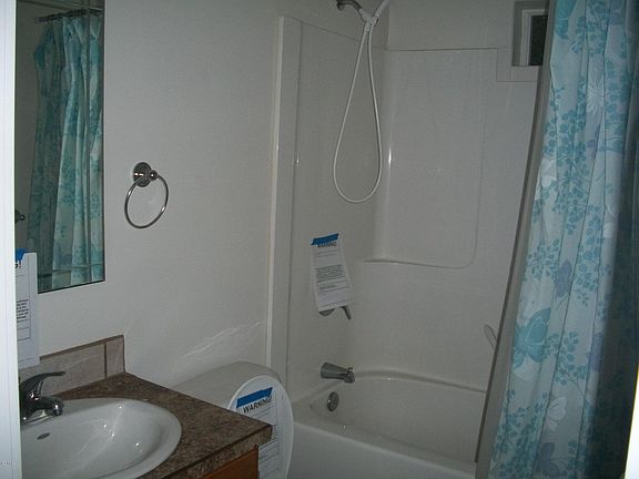5th image of 2473 NE 27th Dr