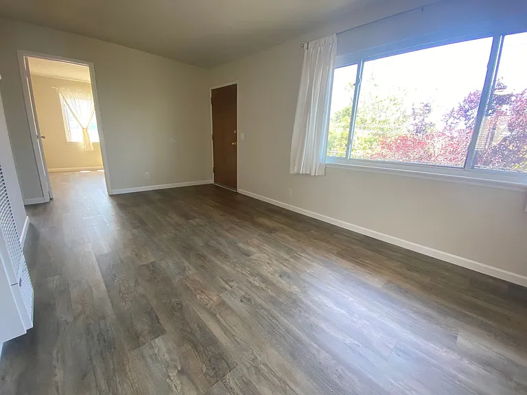 2199 Grant Street — Photo 4