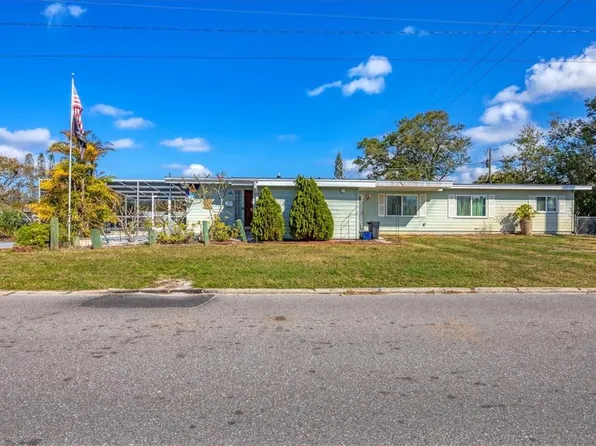 217 46th St W, Bradenton, FL 34209