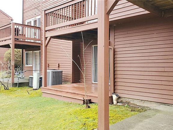 3rd image of 503 Seven Fields Ln