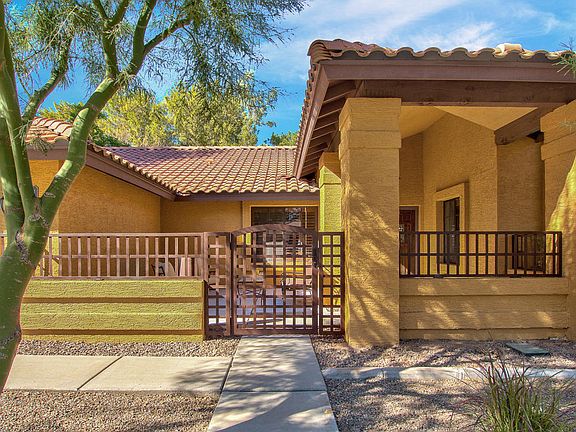 5th image of 1320 E Vinedo Ln