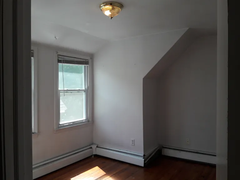 56 Hillside Pl #4 — Photo 13