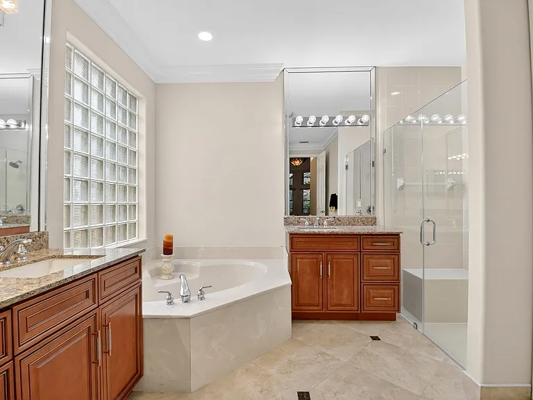 6812 Belmont Shore Dr — Photo 19