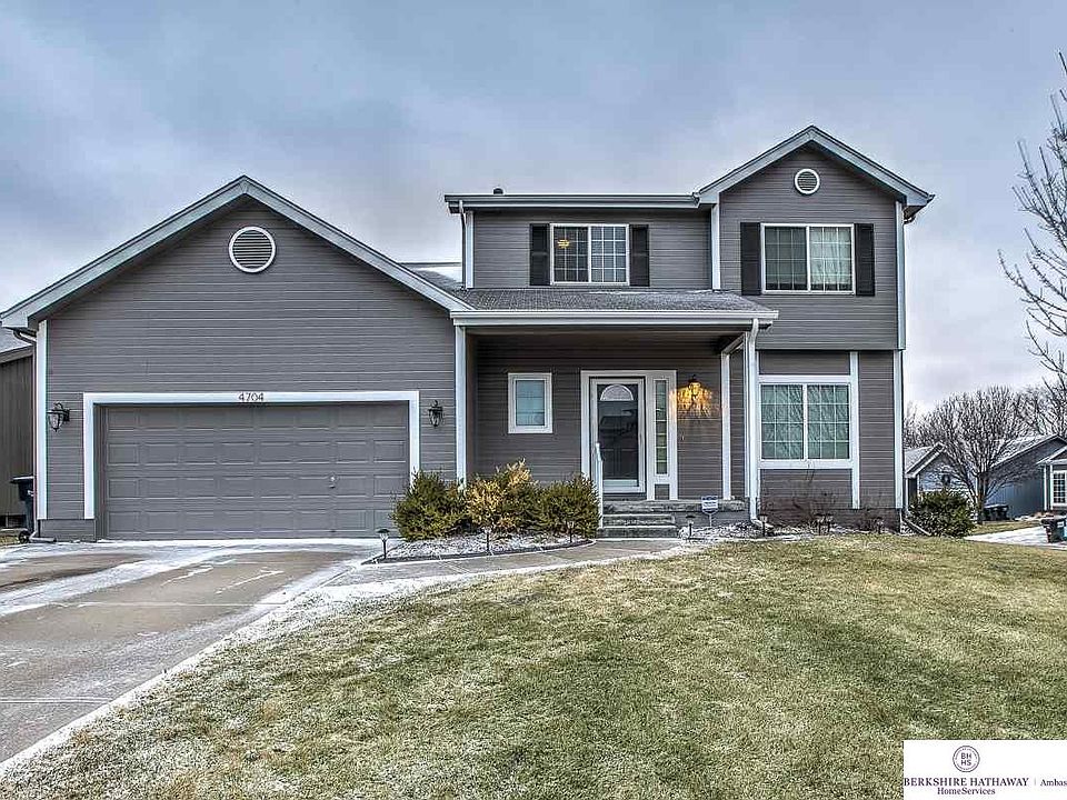 1st image of 4704 S 186th Ave