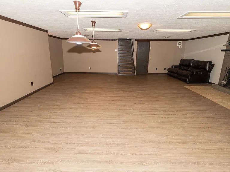 12144 Pennyroyal Ln — Photo 26