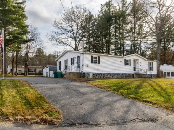 141 Sunrise Ln, Gardner, MA 01440