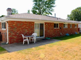 4011 Northern Aire Dr, Saint Louis, MO 63125