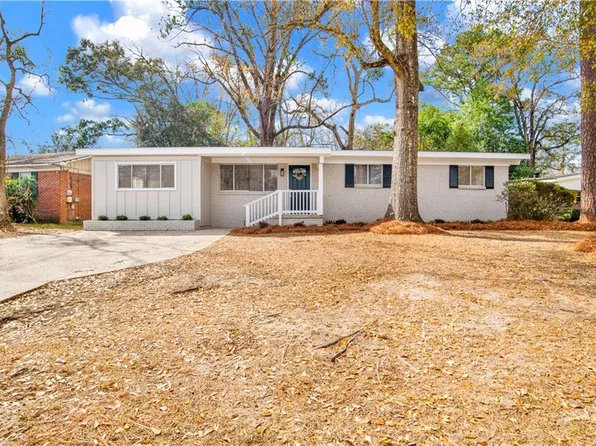1000 Belvedere Cir E, Mobile, AL 36606