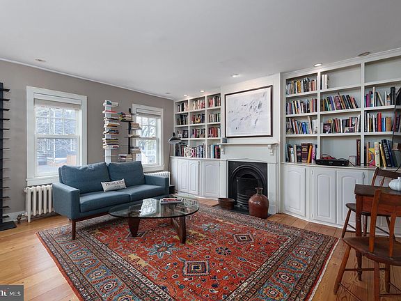 3rd image of 29 Chestnut St