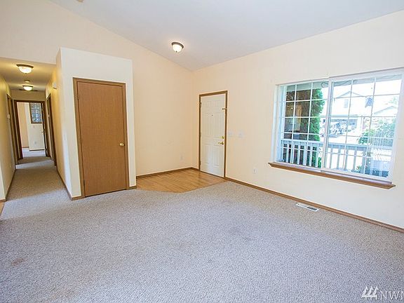 5th image of 20303 86th Avenue Ct E