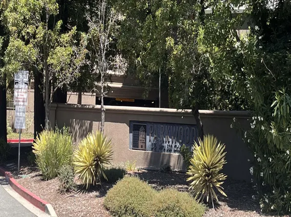 320 Caldecott Ln Unit 120, Oakland, CA 94618