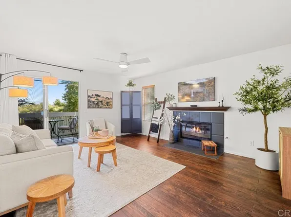 5064 Via Manos Unit D, Oceanside, CA 92057