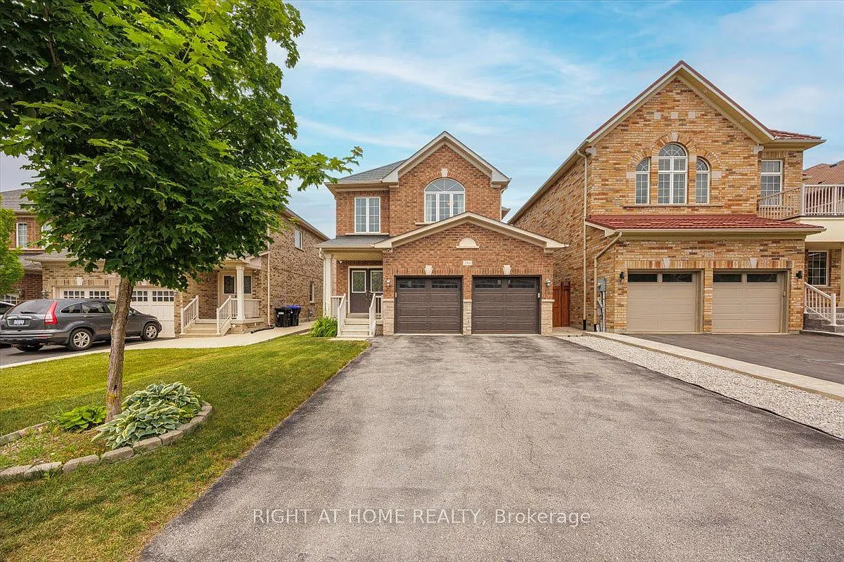 166 Gardiner Dr photo 1