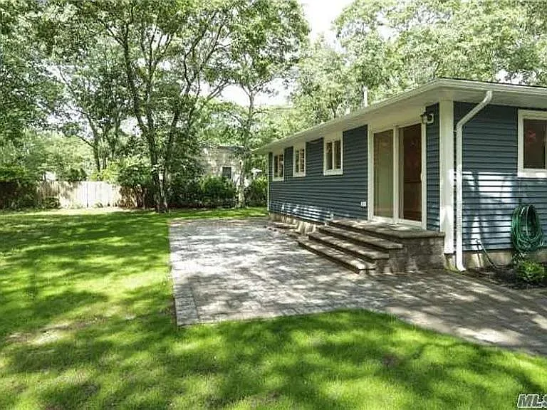 11 Bay View Dr W — Photo 5