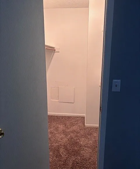 College Park Apartments — Photo 16
