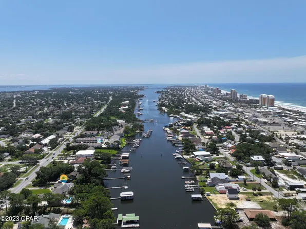 8641 N Lagoon Dr, Panama City Beach, FL 32408