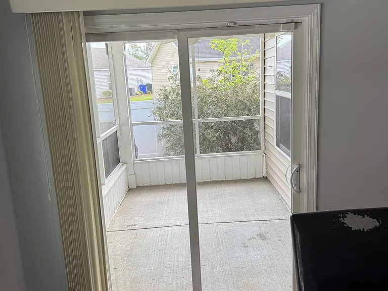 1232 Midtown Village Dr — Photo 6
