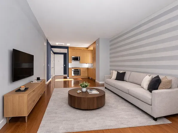 1600 Broadway APT 20A, New York, NY 10019