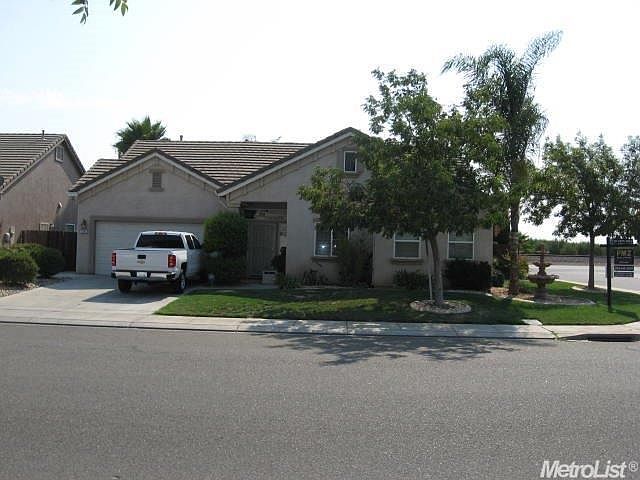 1st image of 1901 Flora Vista Dr
