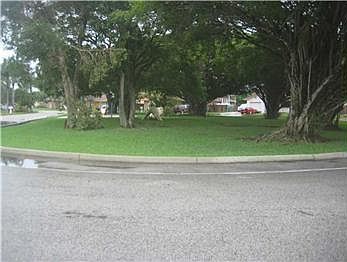 2nd image of 20301 SW 84th Ave