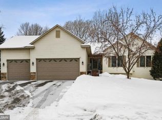 17243 Ixonia Path, Lakeville, MN 55044
