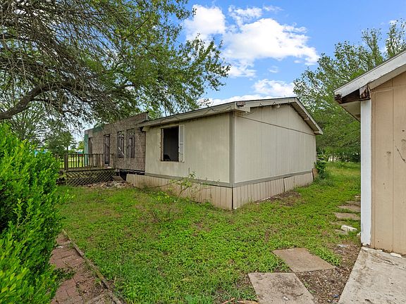 4th image of 205 Skycrest Dr