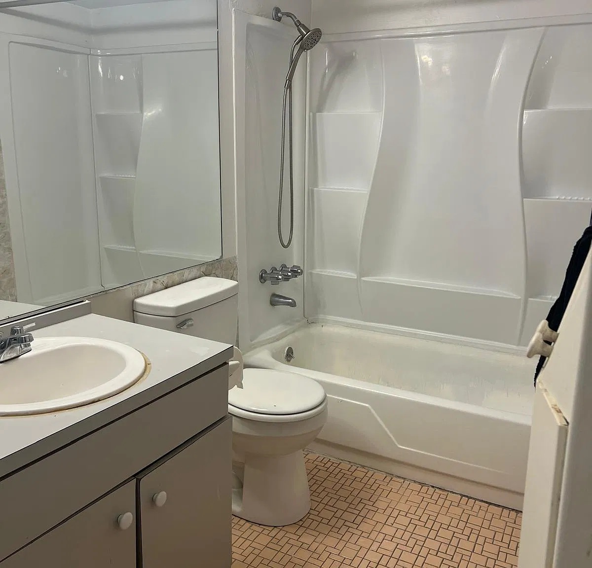 1 bed, 810 sqft, $1,800 — Photo 4