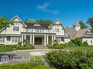 15 Sterling Ln, Port Washington, NY 11050