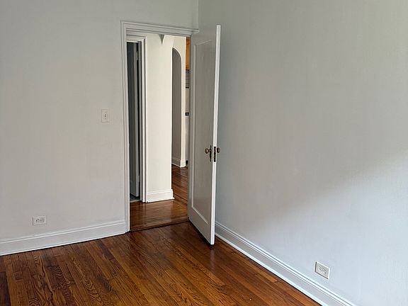 4th image of 346 E 81st St #2B