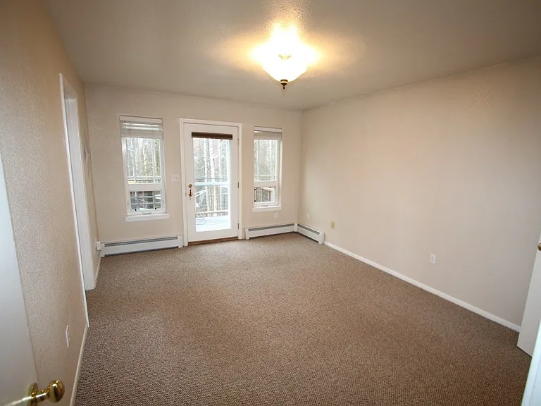 23827 Chandelle Dr — Photo 15