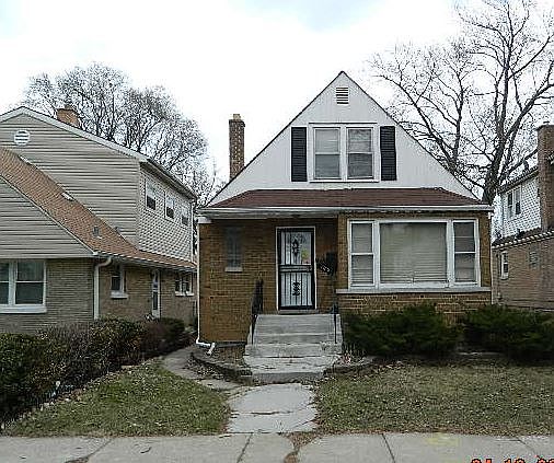 1st image of 125 46th Ave