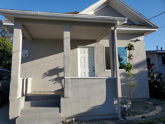 2nd image of 247 W Sepulveda St