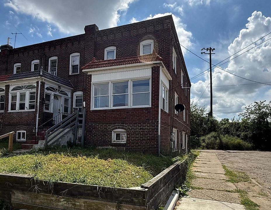 1st image of 1300 S Merrimac Rd