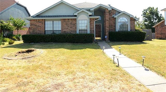 1st image of 526 Highland Dr