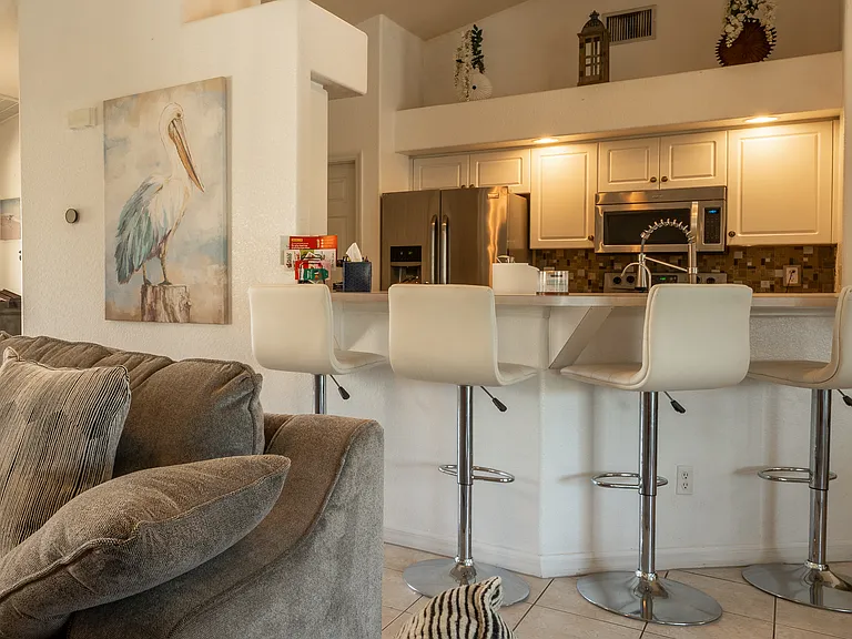 4728 SW 24th Ave — Photo 17