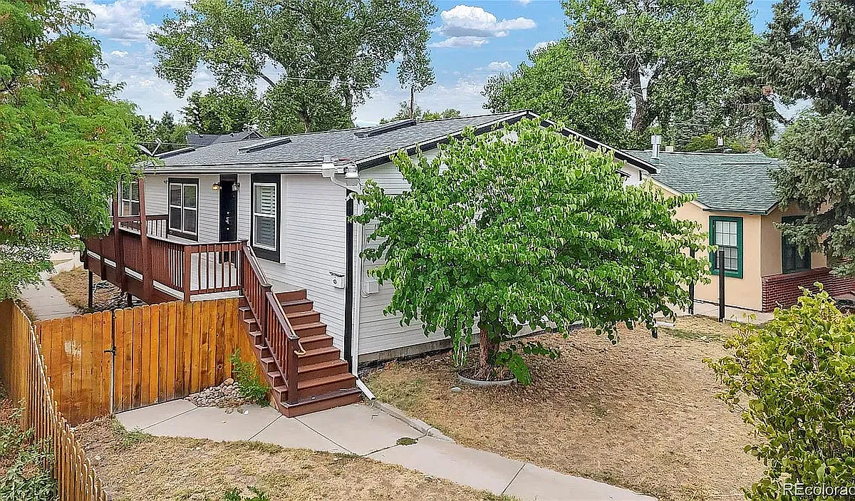 477 S Jasmine St — Photo 2