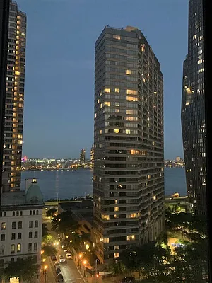 Rented by Oxford Property Group | media 78