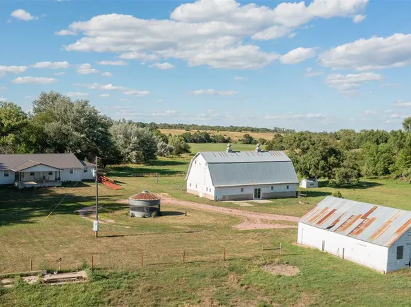 51271 866th Rd, Orchard, NE 68764